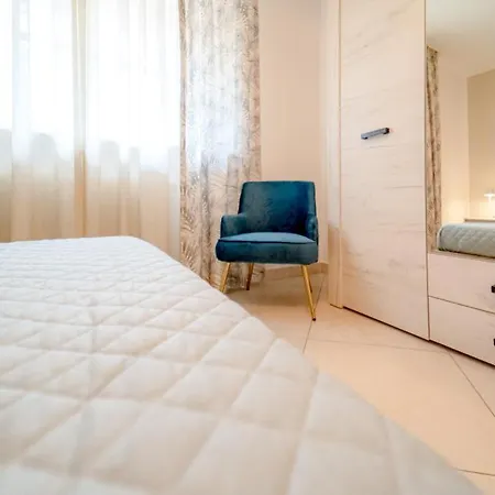 Luxury Guest house *